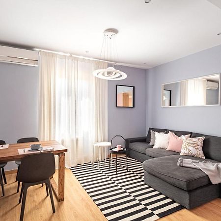 Three Bedrooms Apartment 巴塞罗那 外观 照片