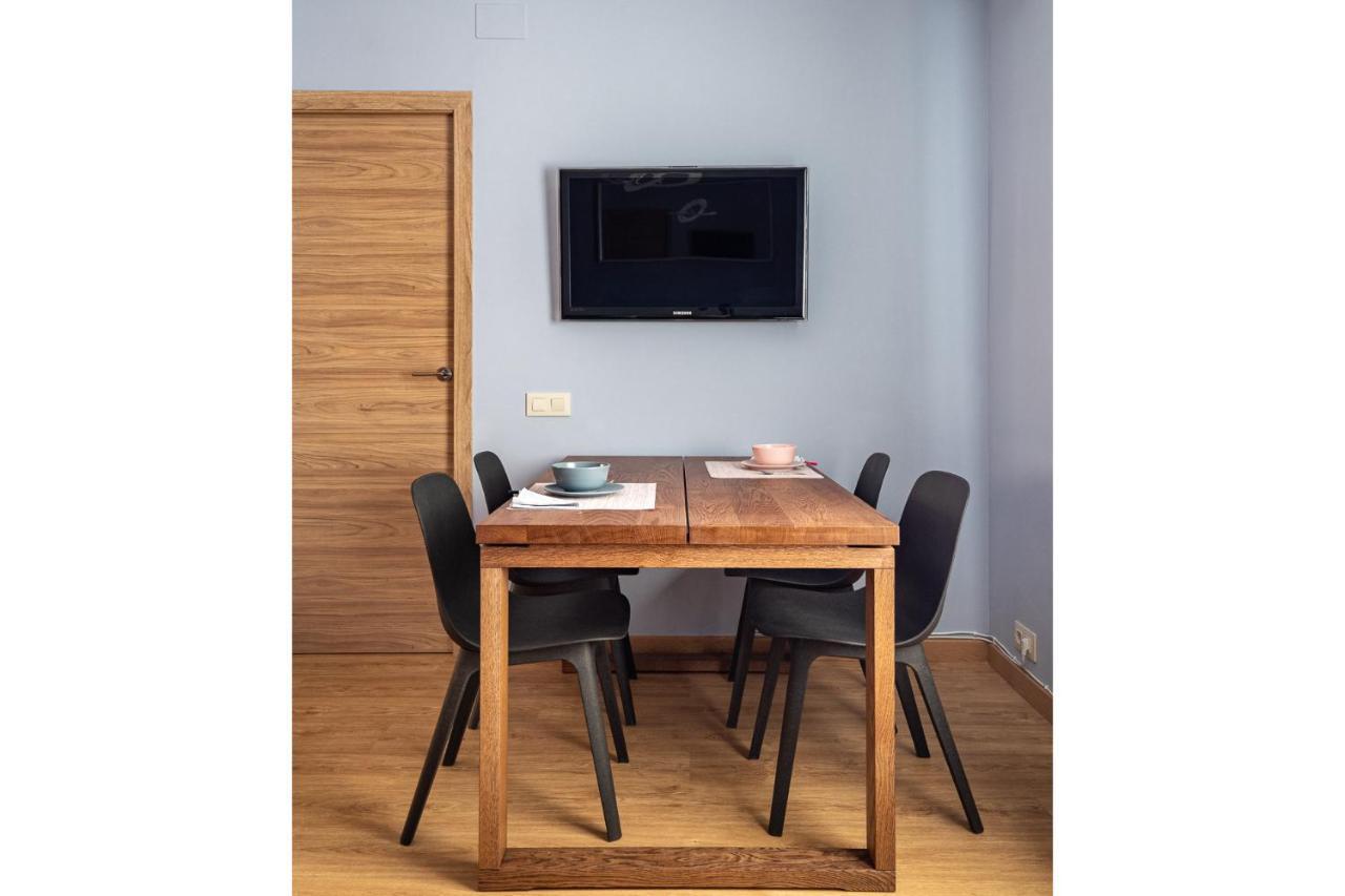 Three Bedrooms Apartment 巴塞罗那 外观 照片