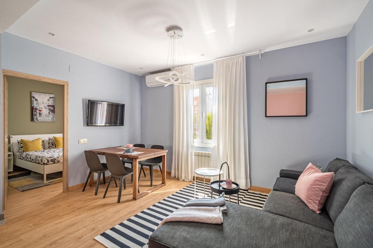 Three Bedrooms Apartment 巴塞罗那 外观 照片