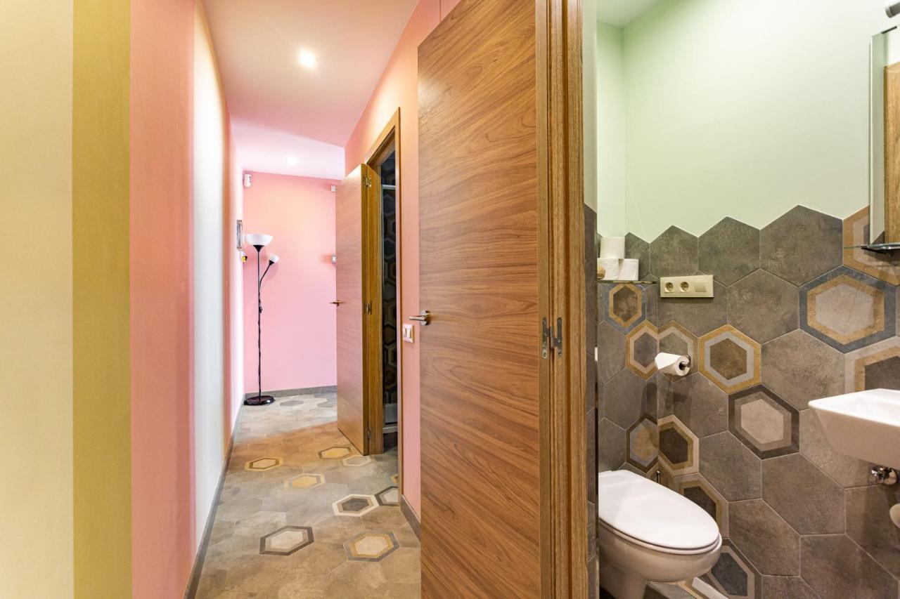 Three Bedrooms Apartment 巴塞罗那 外观 照片
