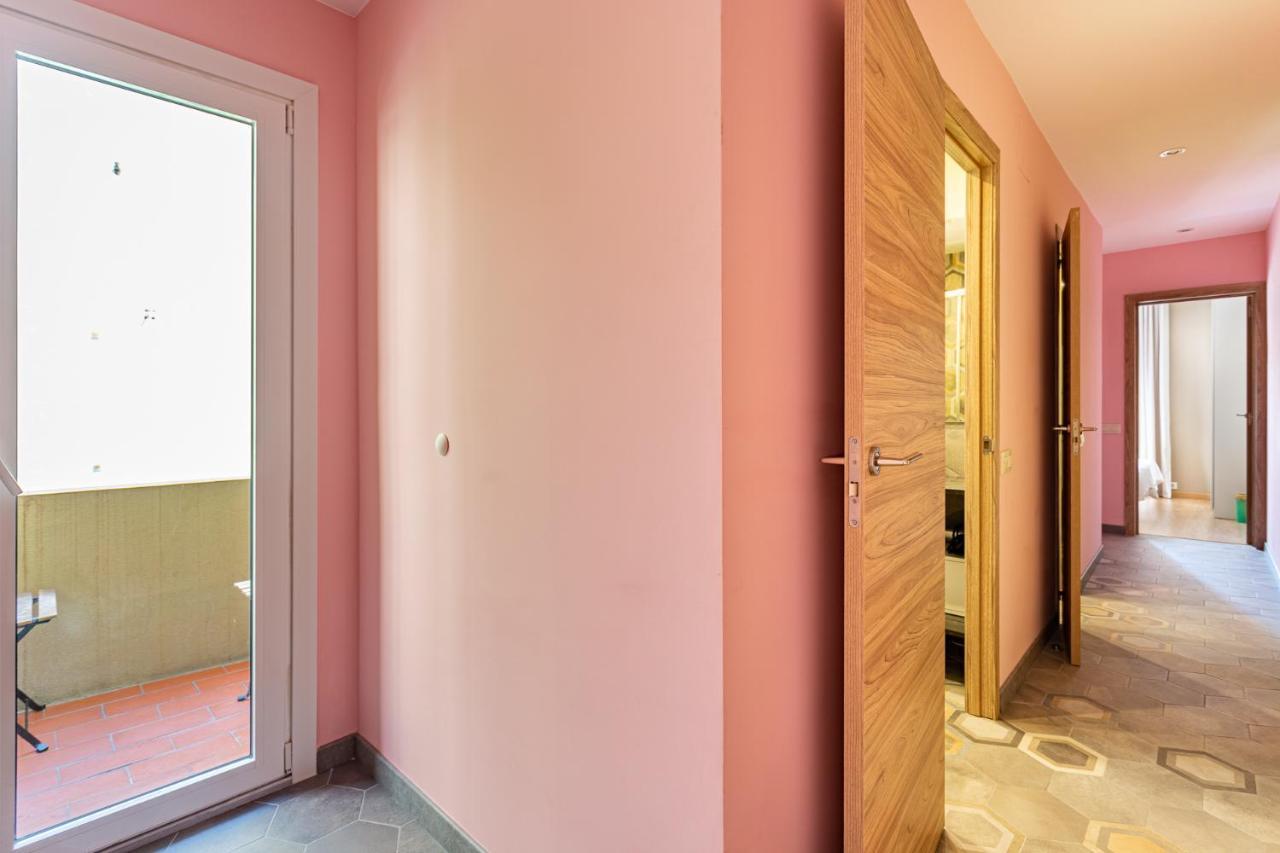 Three Bedrooms Apartment 巴塞罗那 外观 照片